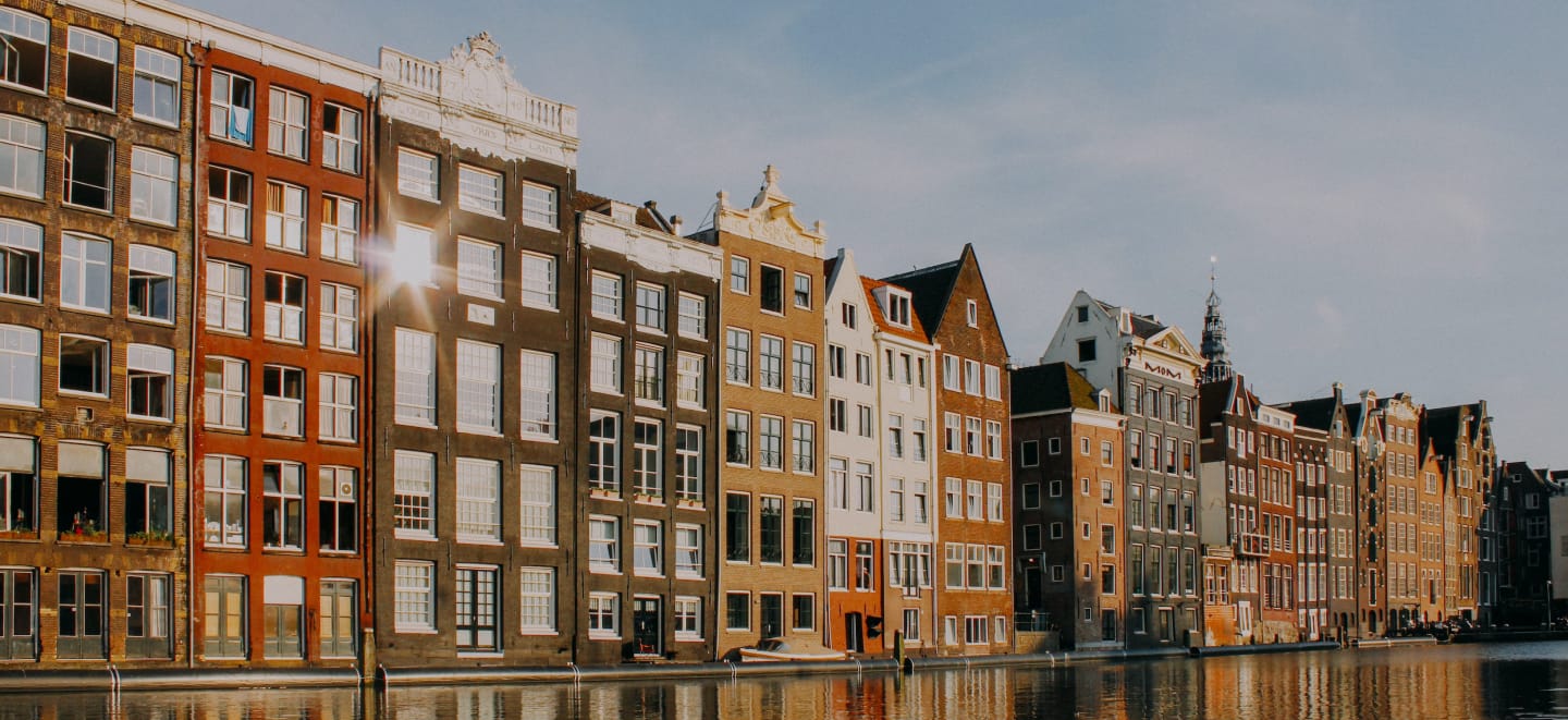 a picture of Amsterdam canals